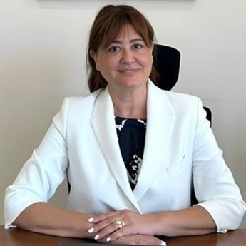 Prof.Dr.Demet Akın